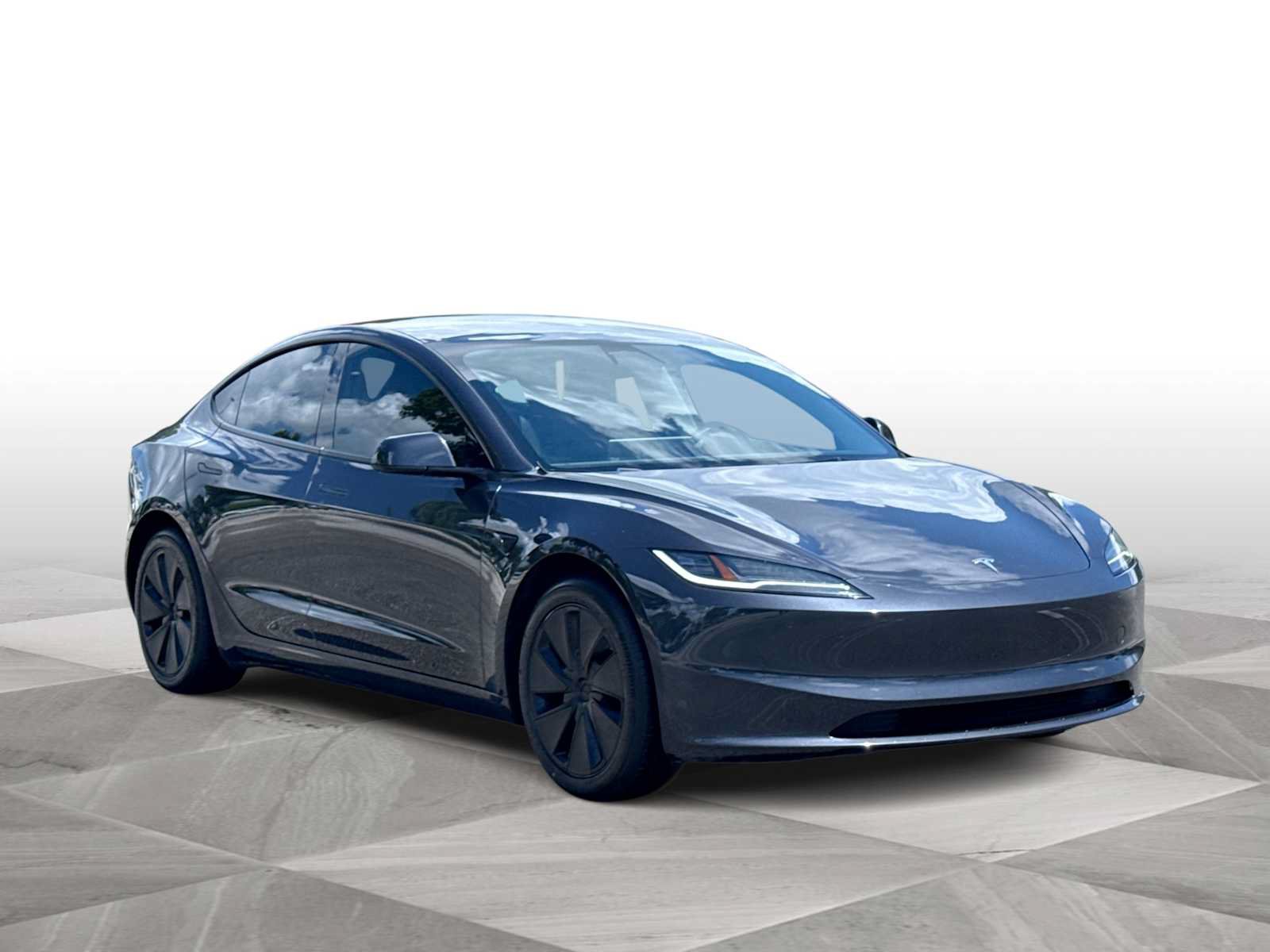 Used 2024 Tesla Model 3 Standard Range RWD image 2