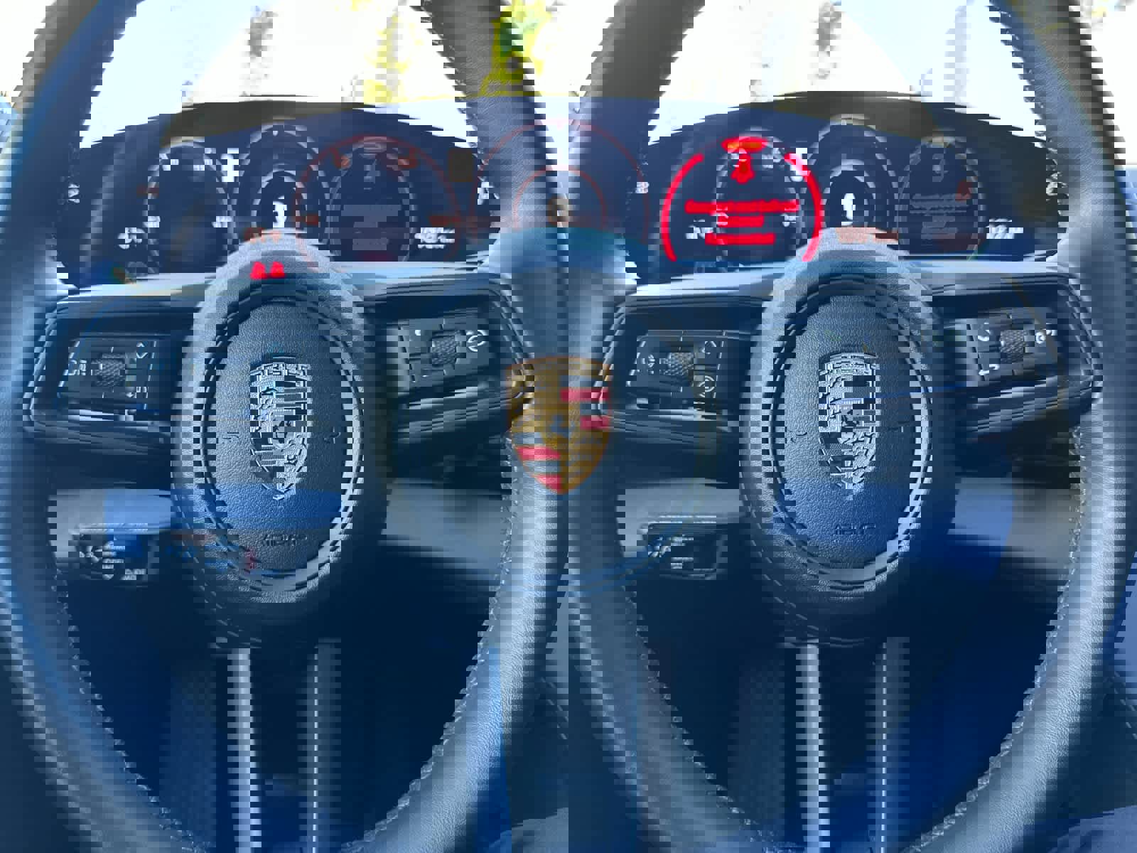 Used 2022 Porsche Taycan image 25