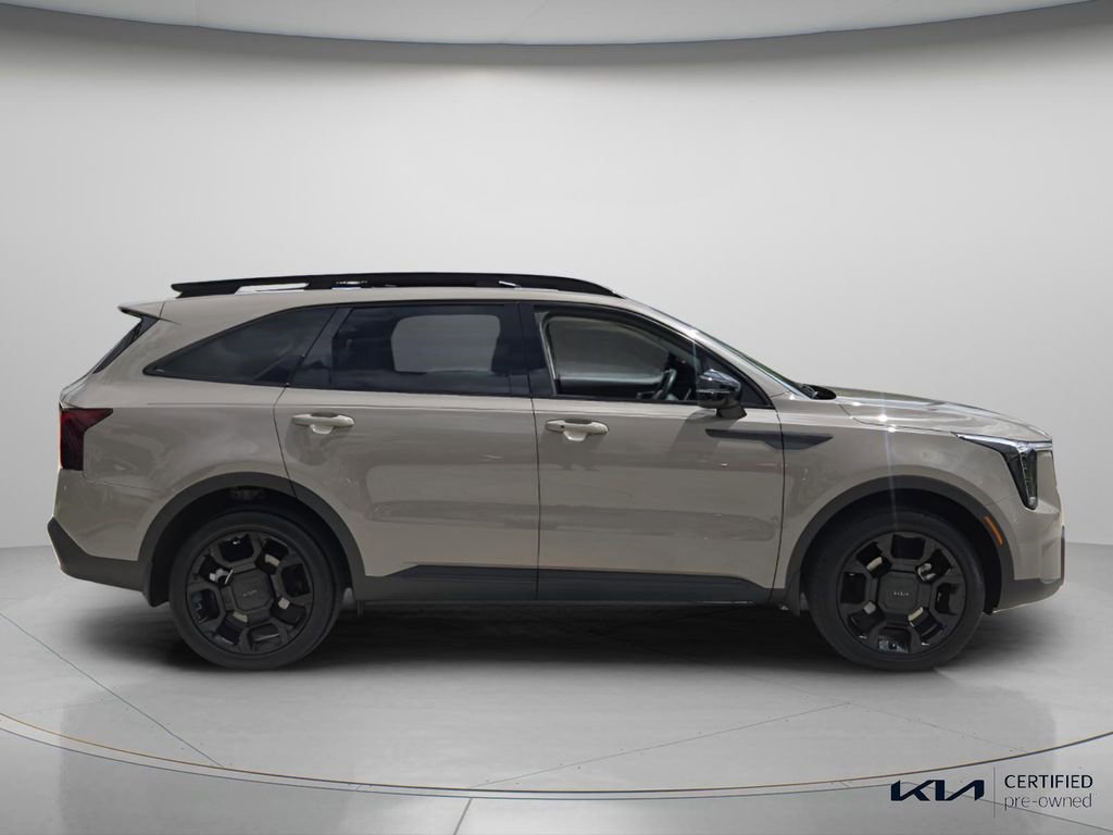 Certified 2025 Kia Sorento X-Line EX image 4