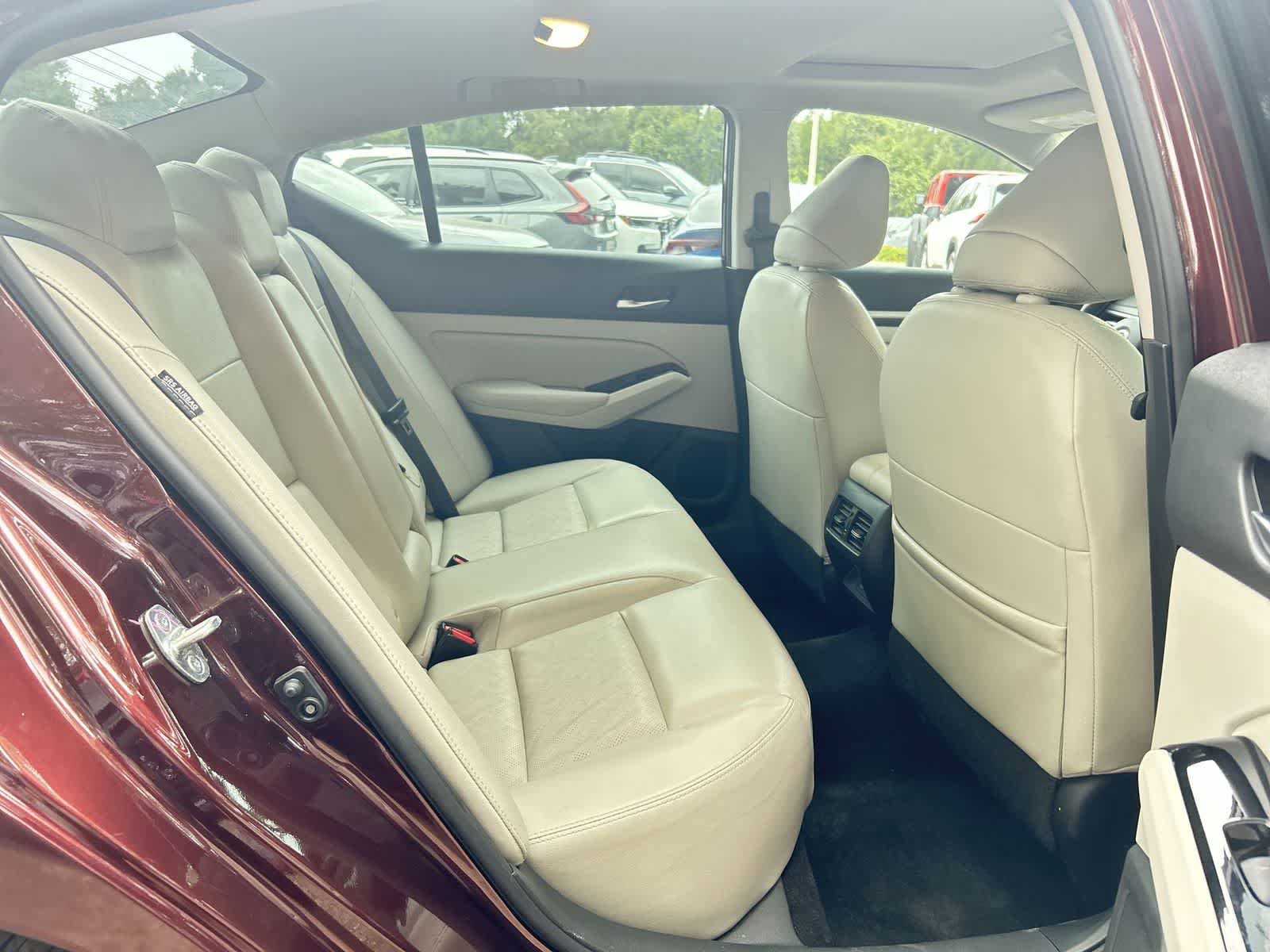 Used 2023 Nissan Altima 2.5 SL FWD image 14