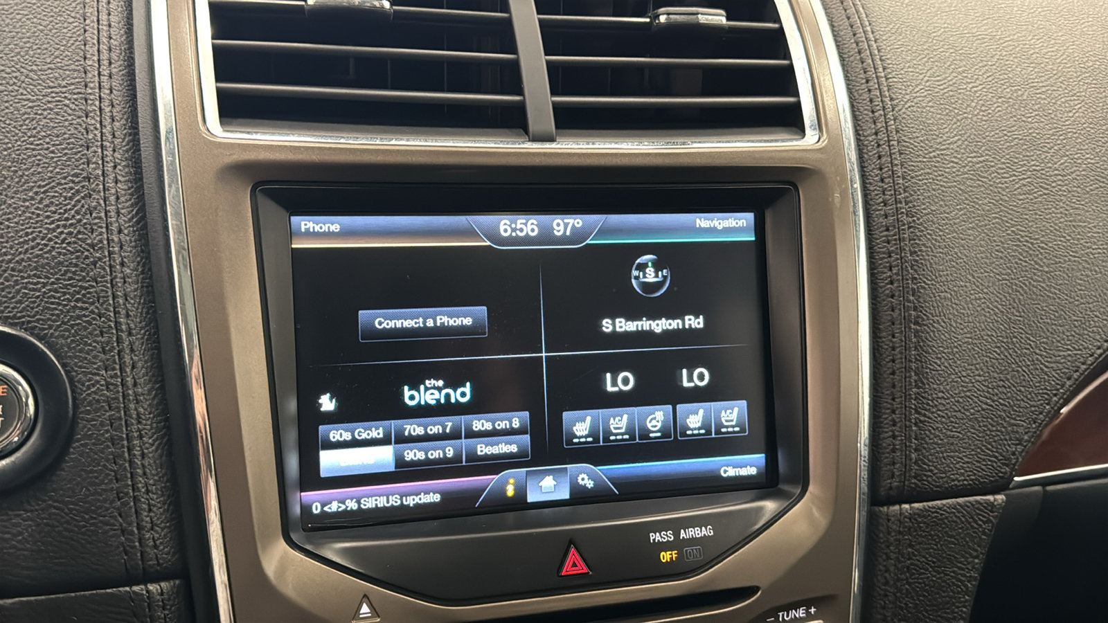 Used 2015 Lincoln MKX AWD w/ Equipment Group 102A image 16
