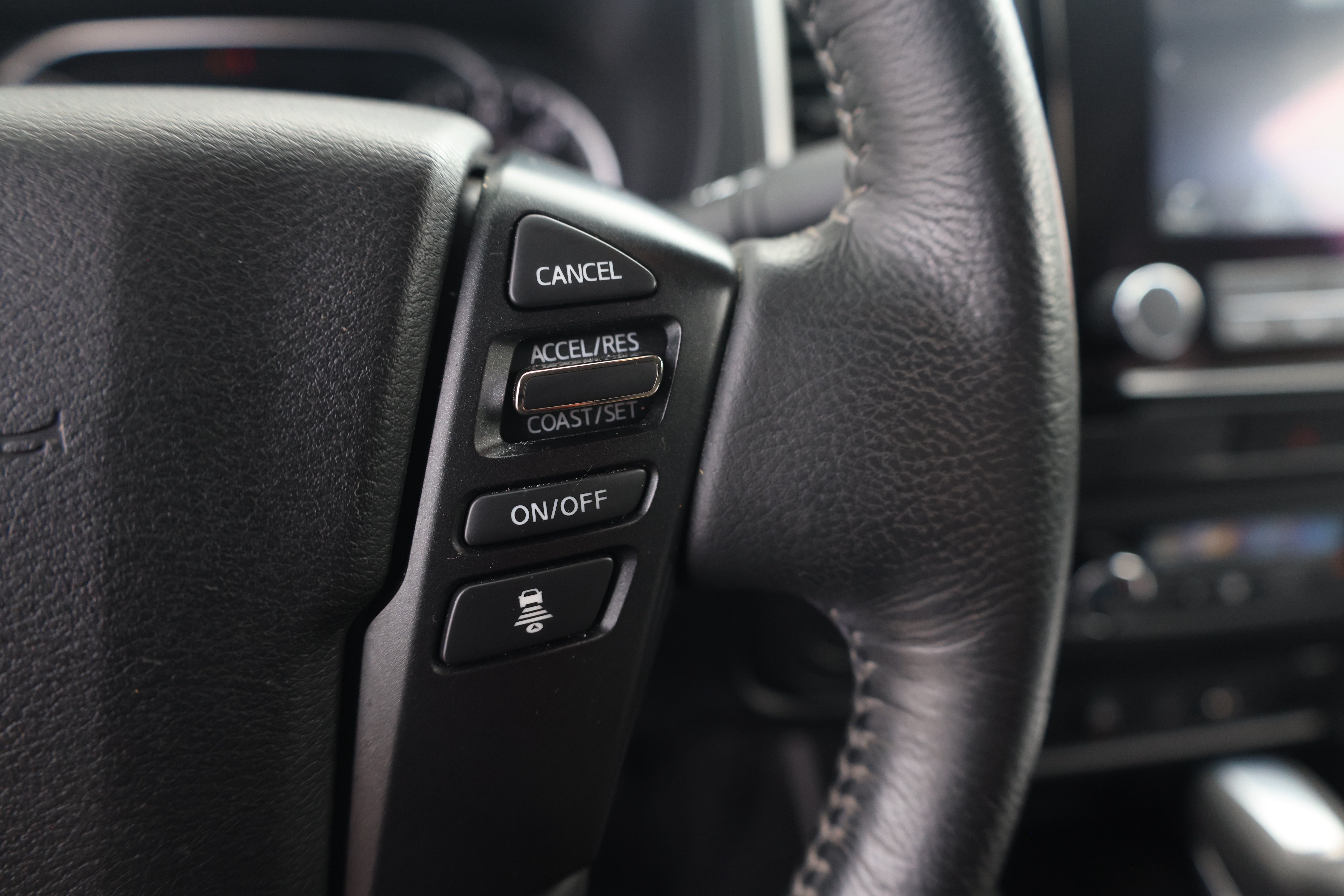 Used 2022 Nissan Frontier SV w/ Technology Package RWD image 18