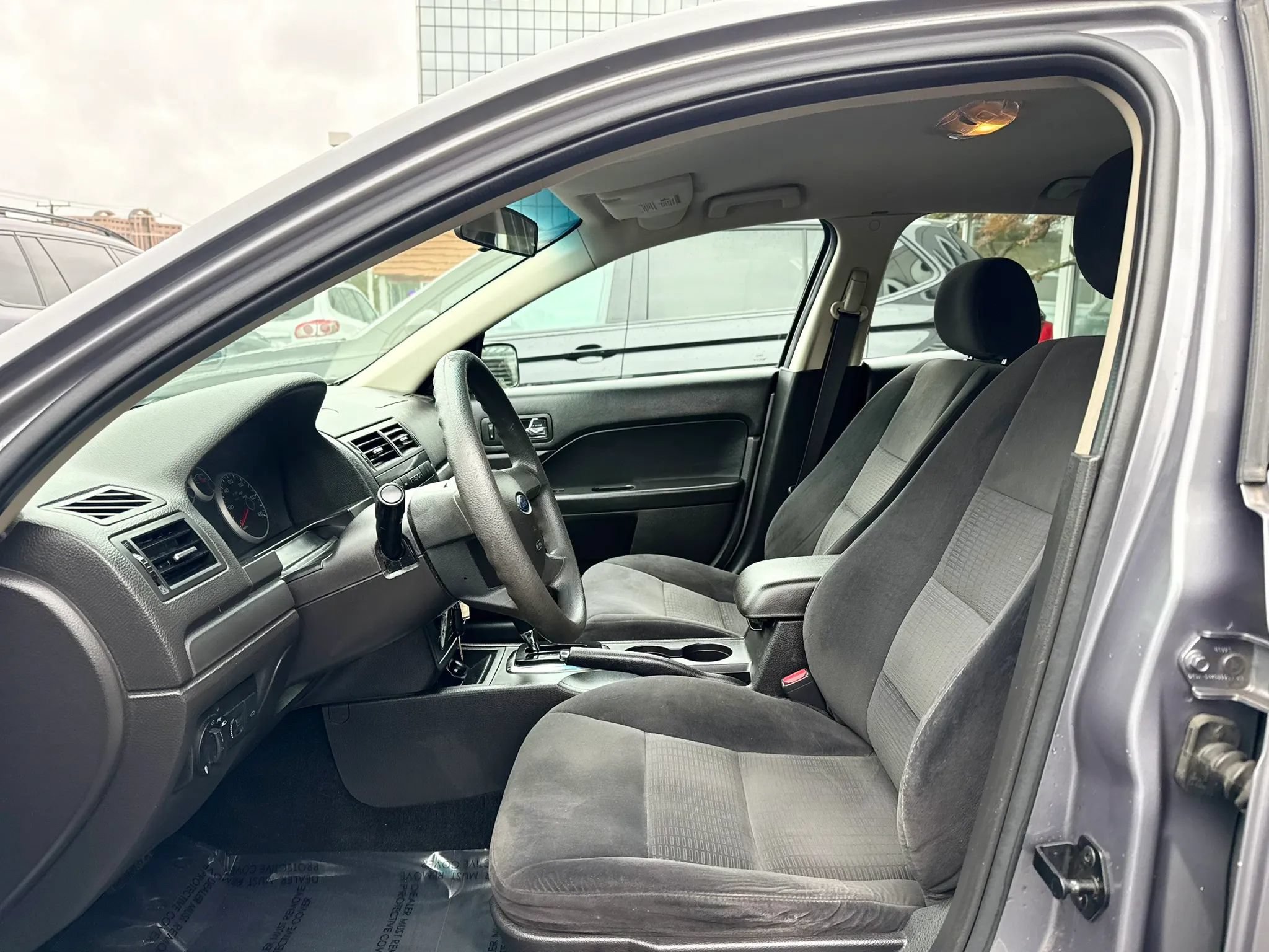 Used 2006 Ford Fusion SE FWD image 10