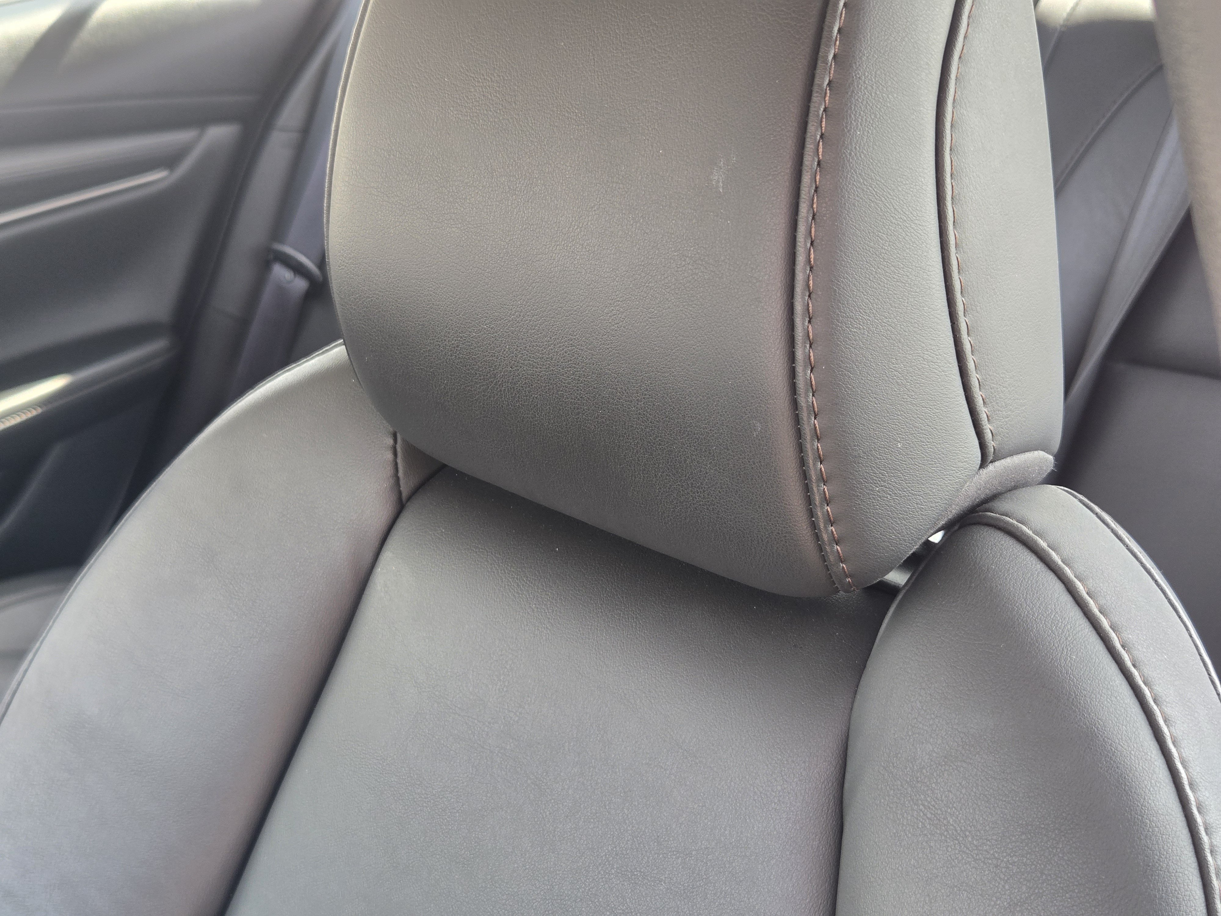 Used 2024 MAZDA MAZDA3 s FWD image 15