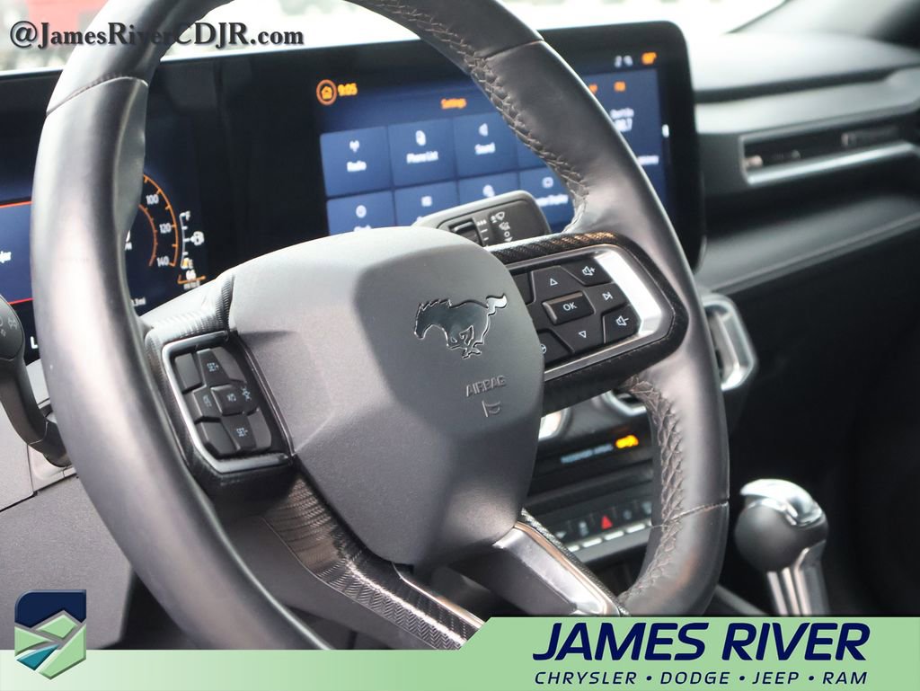 Used 2025 Ford Mustang Premium image 19