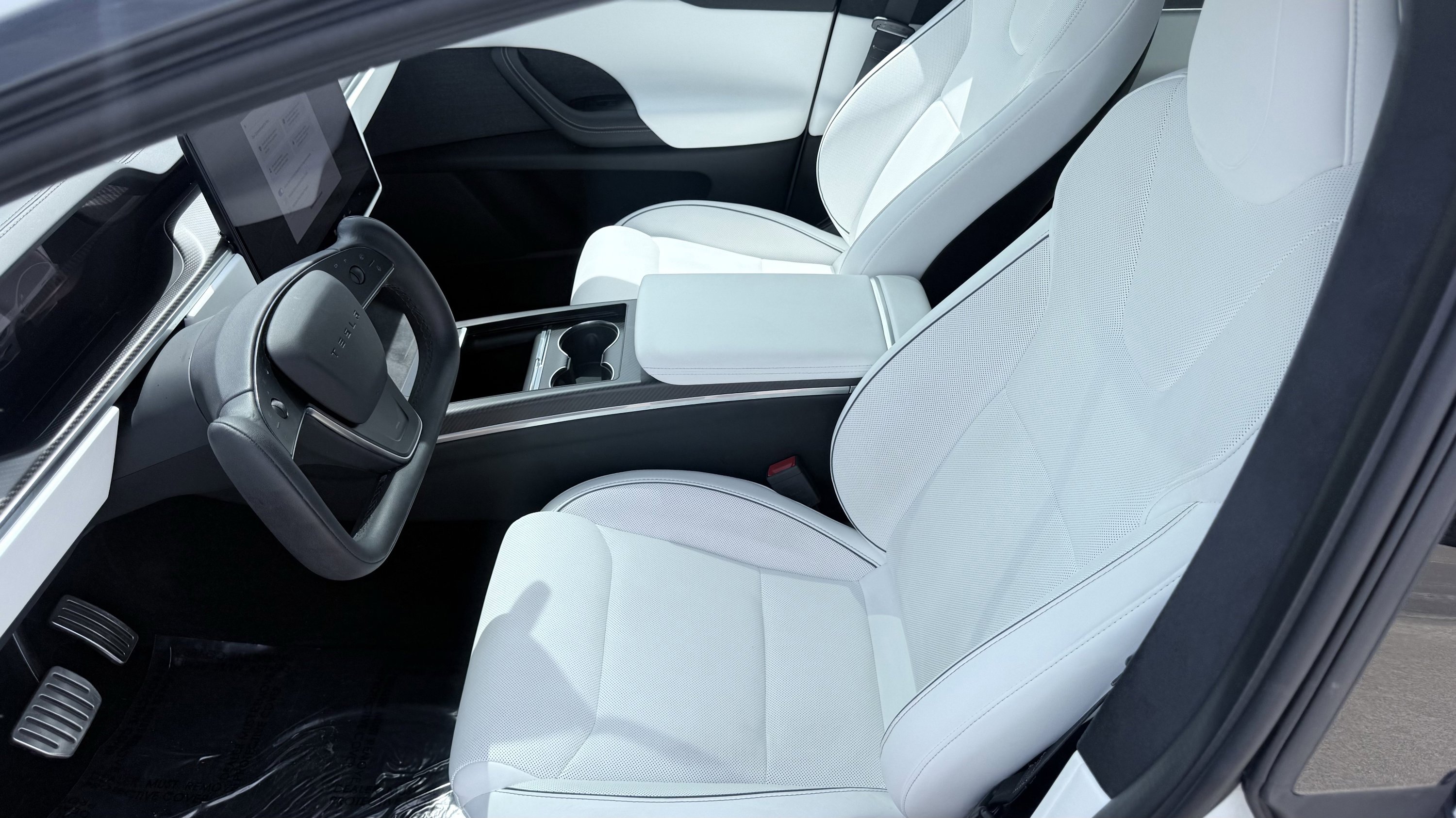 Used 2024 Tesla Model X Plaid image 33