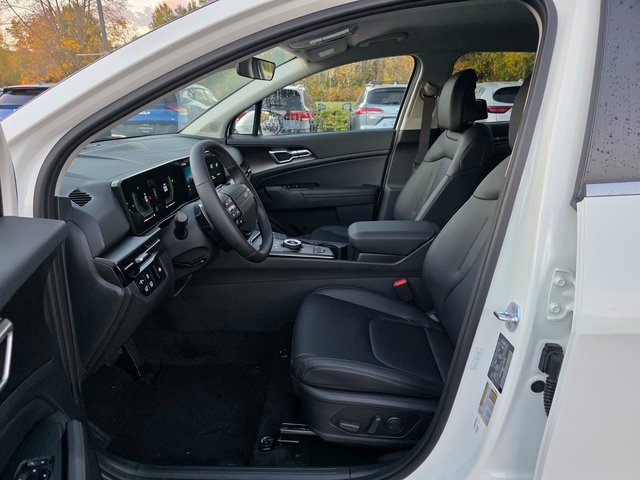 New 2026 Kia Sportage EX image 16
