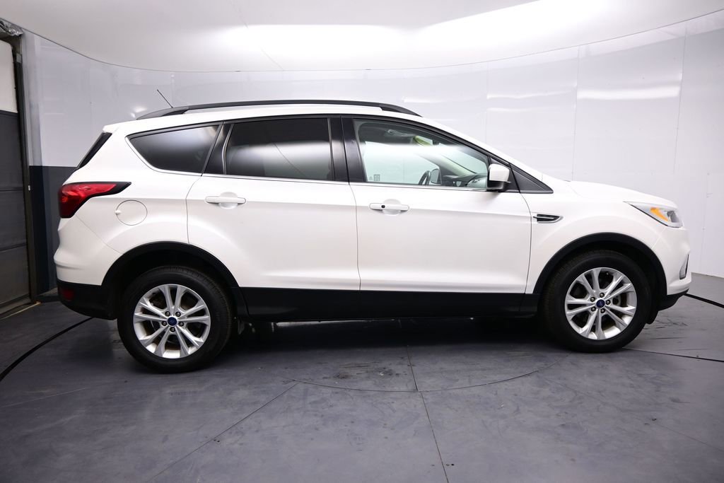 Used 2019 Ford Escape SEL FWD image 5