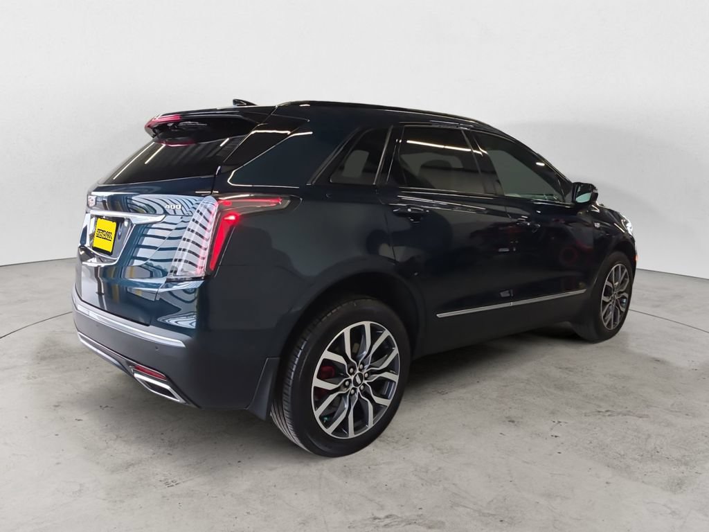 Certified 2025 Cadillac XT5 Sportv w/ Technology Package AWD/4WD image 5