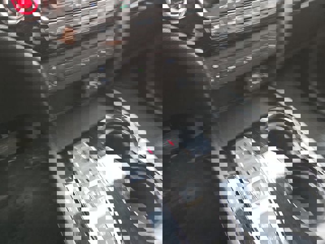 Used 2017 Honda Pilot Elite image 19