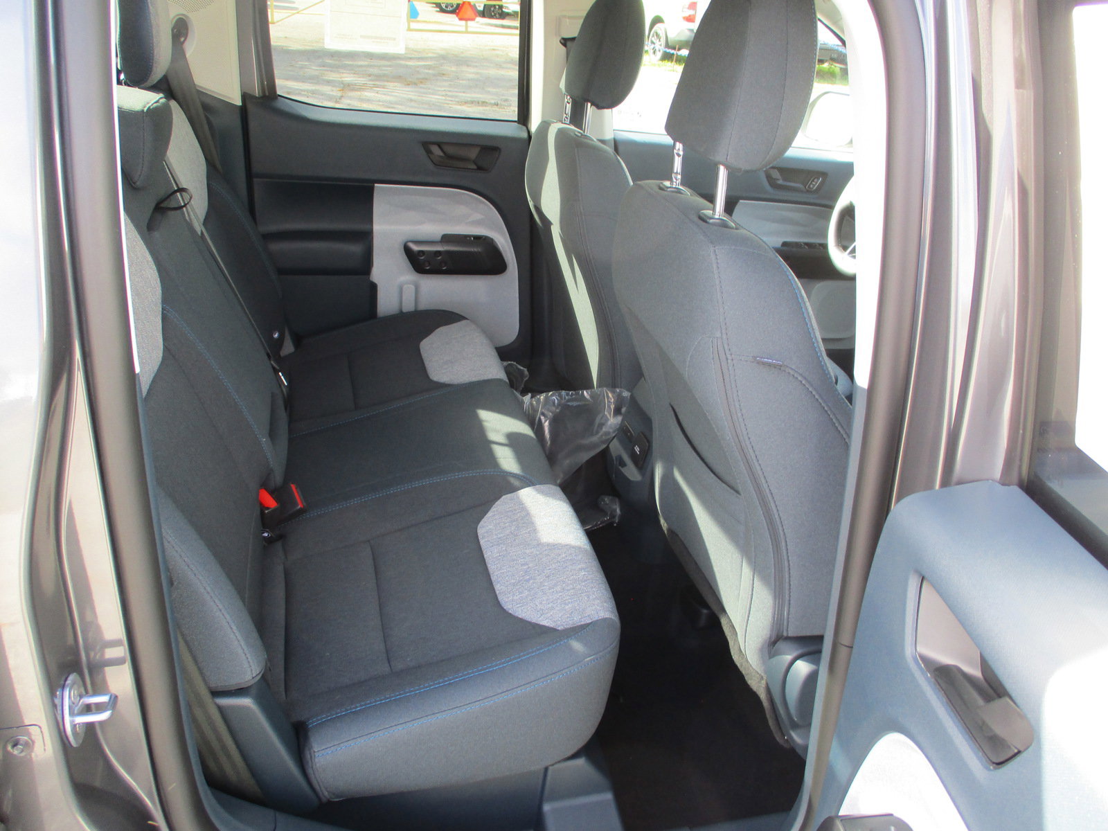 New 2025 Ford Maverick XLT w/ XLT Luxury Package image 21