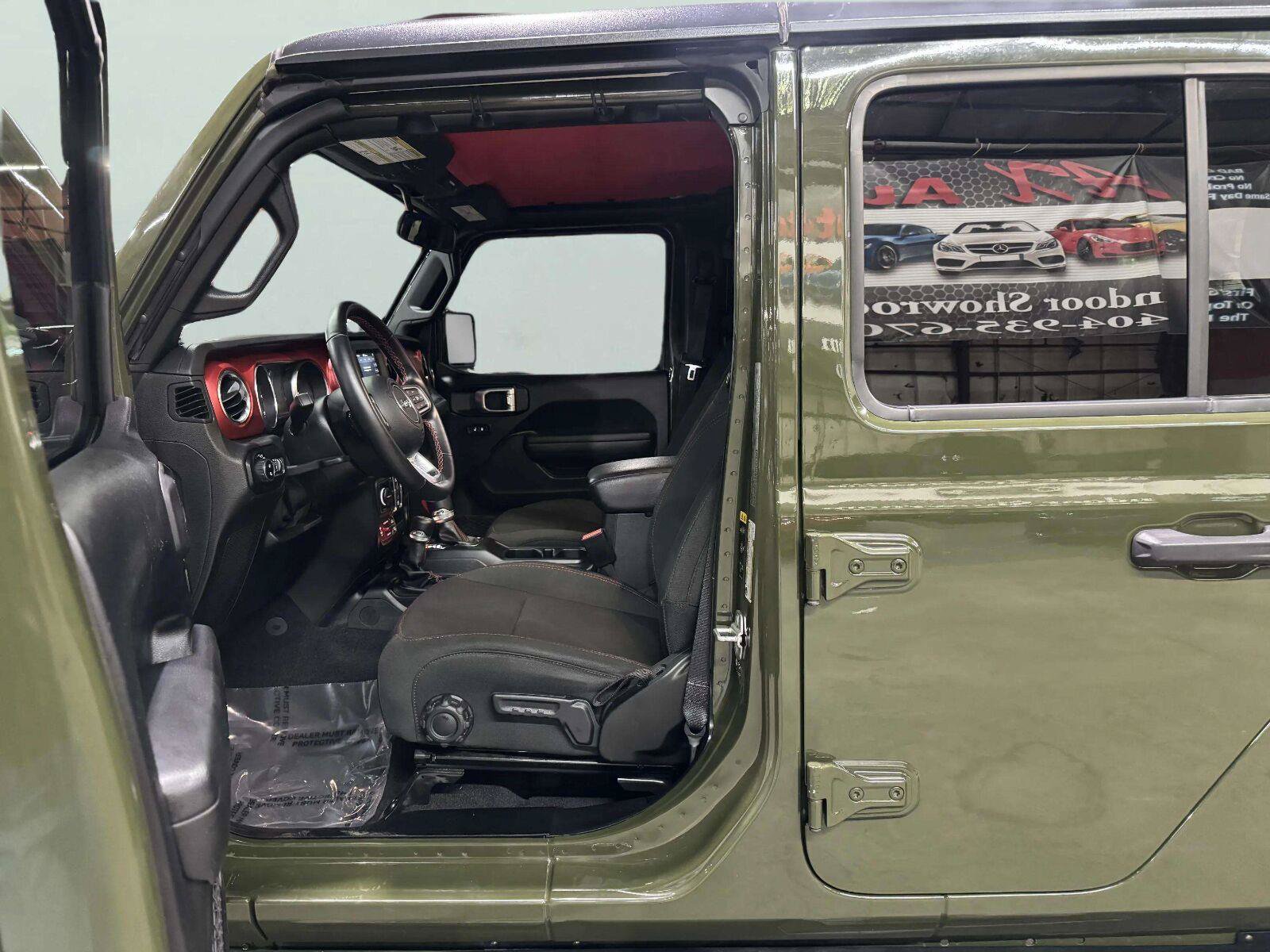 Used 2021 Jeep Gladiator Rubicon w/ Trailer Tow Package AWD/4WD image 22