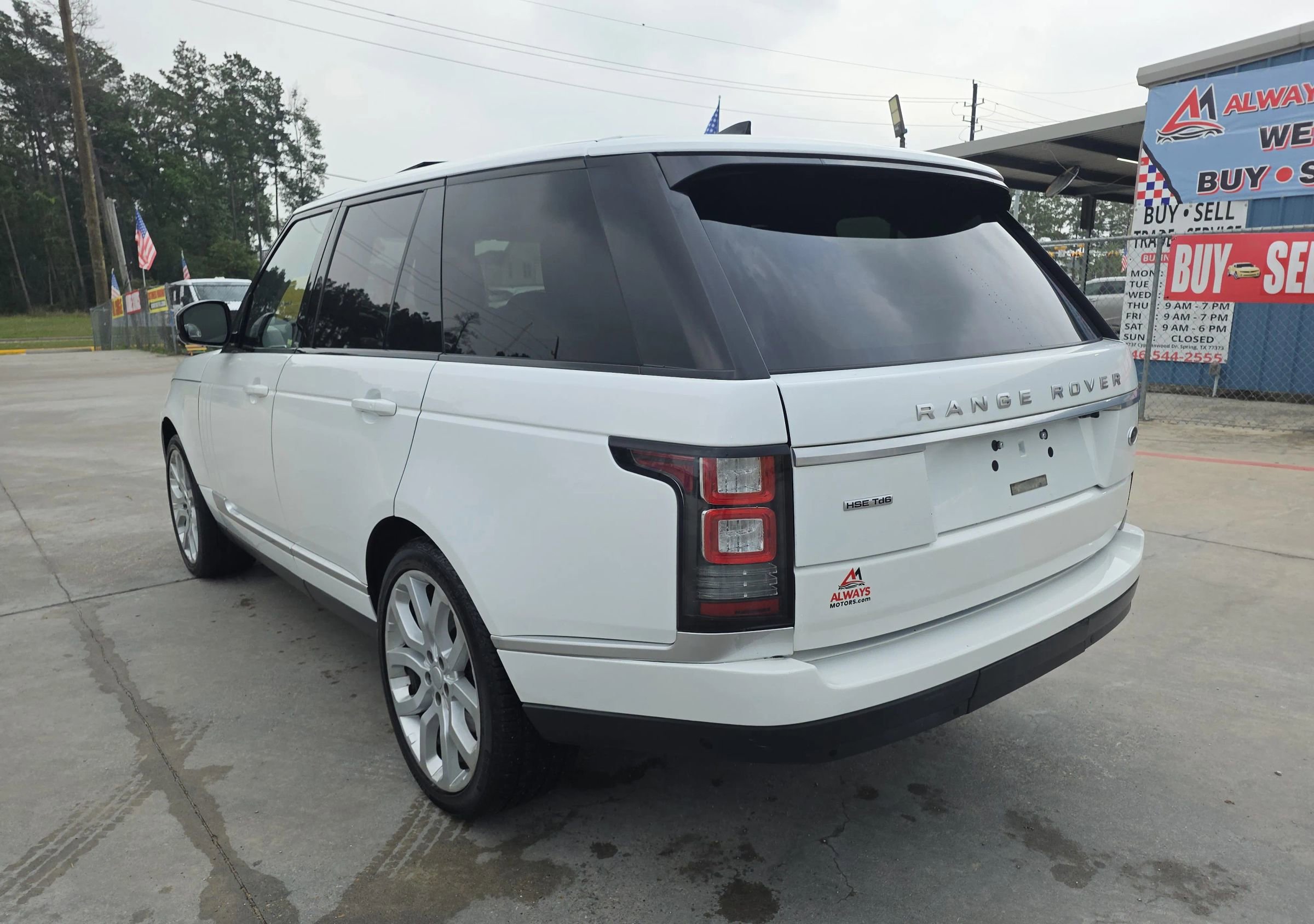 Used 2017 Land Rover Range Rover HSE AWD/4WD image 13