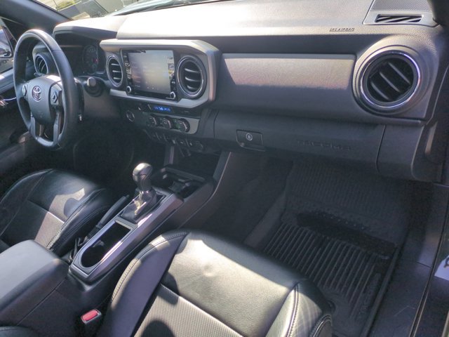 Used 2022 Toyota Tacoma TRD Sport w/ Technology Package RWD image 20