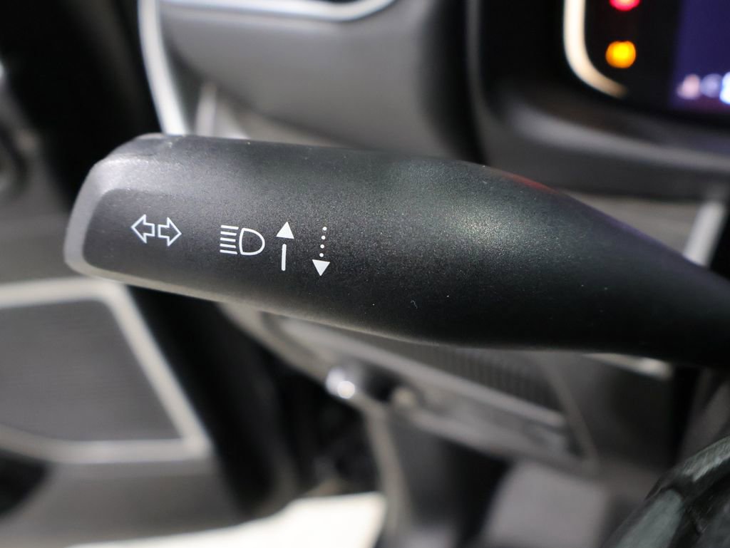 Used 2024 Jeep Wagoneer L Series III w/ Flexible Seating Group image 40