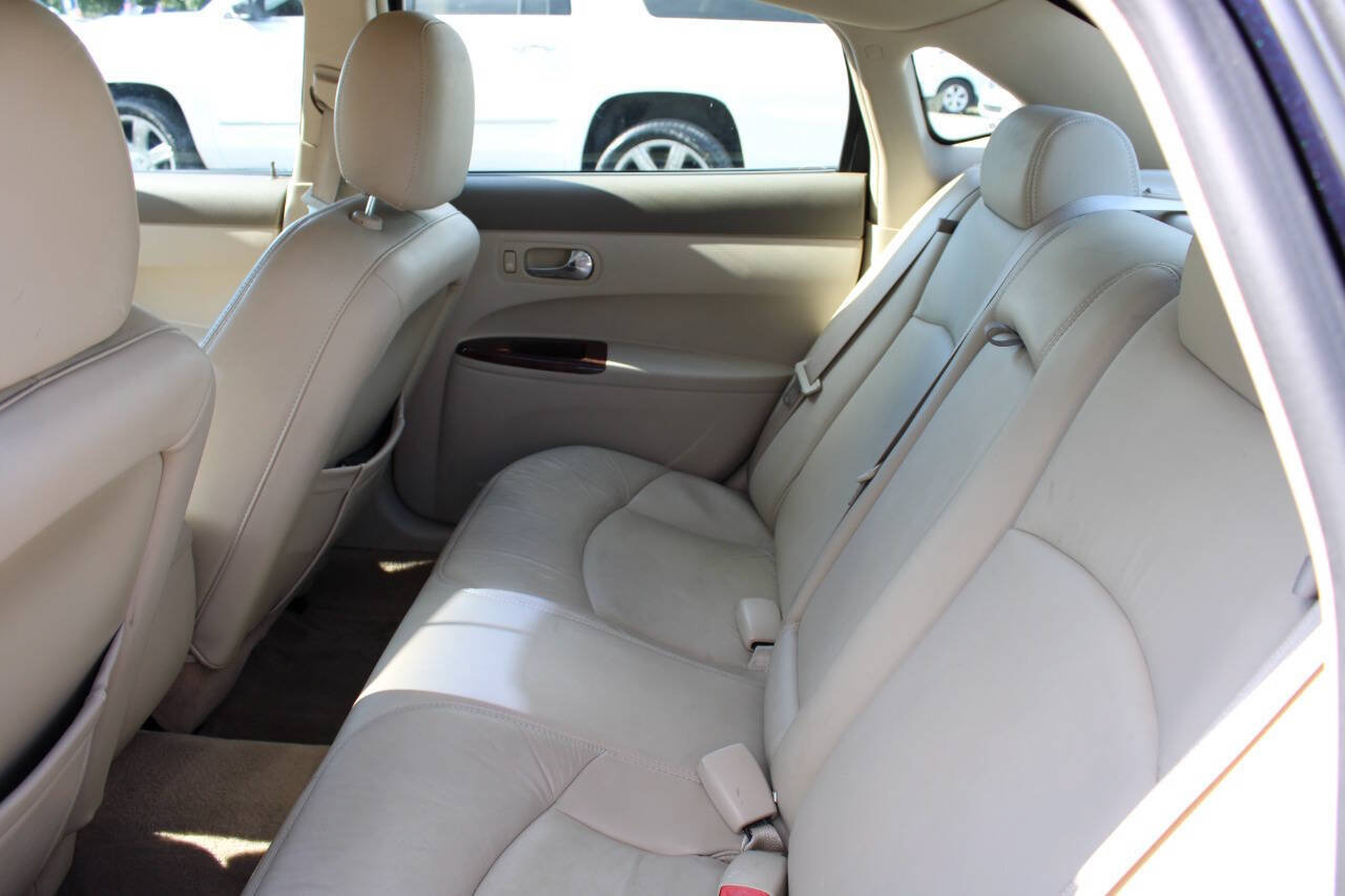 Used 2007 Buick LaCrosse CXL FWD image 17