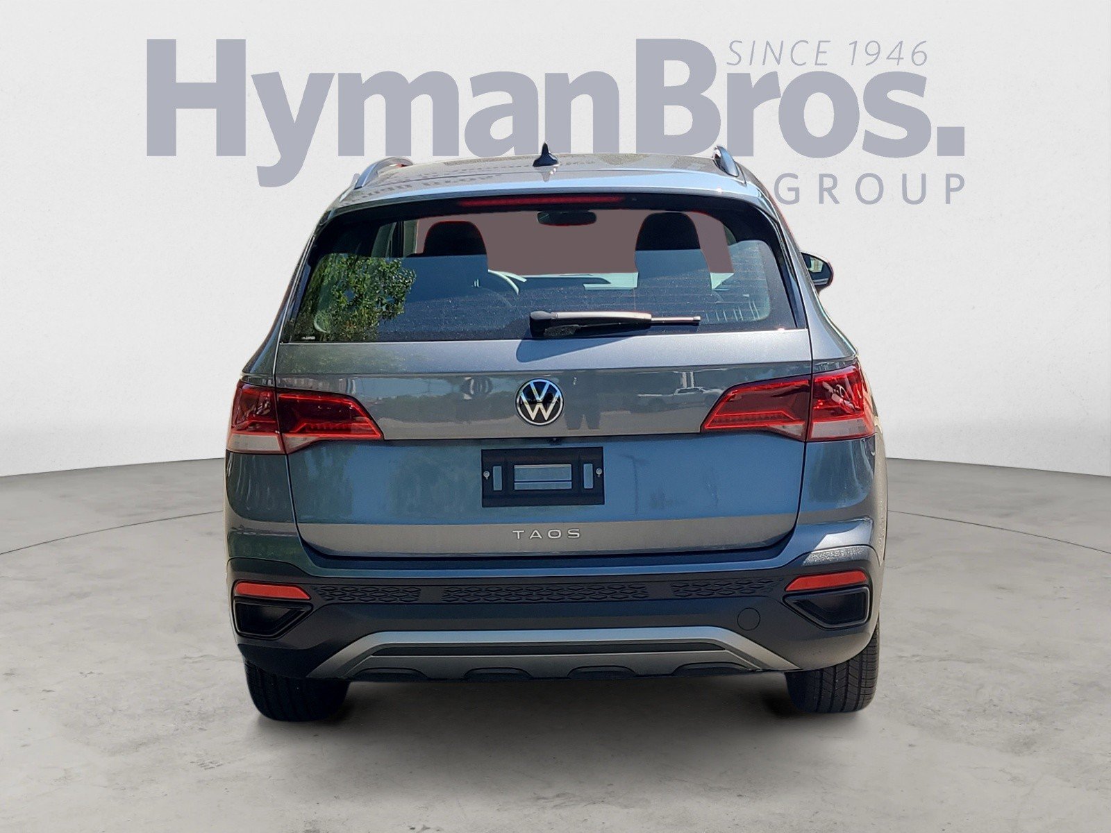 Used 2023 Volkswagen Taos S w/ Driver Assistance Package FWD image 4