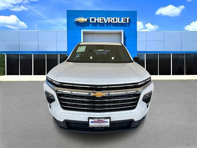 New 2026 Chevrolet Traverse LT w/ LPO, Floor Liner Package FWD image 8