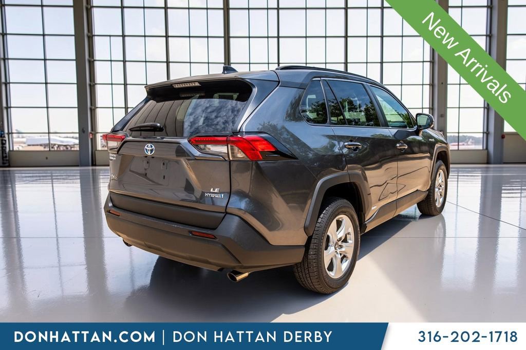Used 2020 Toyota RAV4 LE AWD/4WD image 30