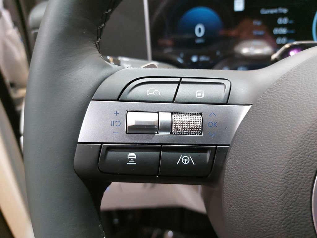 New 2026 Hyundai Tucson Limited FWD image 17