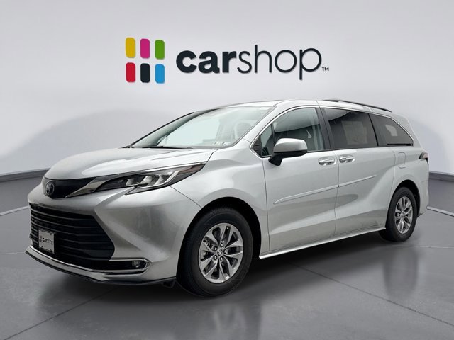 Used 2023 Toyota Sienna XLE