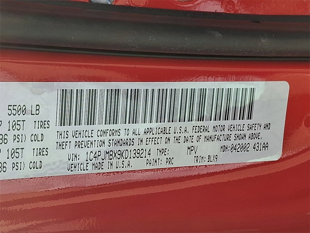 Used 2019 Jeep Cherokee Trailhawk image 29