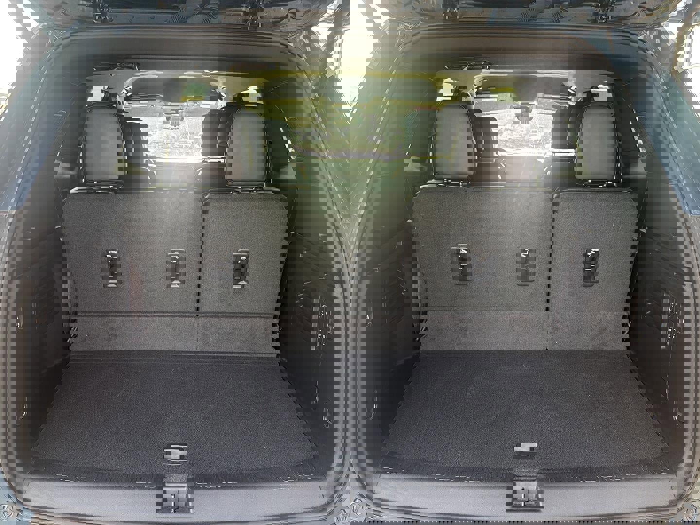 Used 2024 GMC Acadia Denali w/ Super Cruise Package image 4