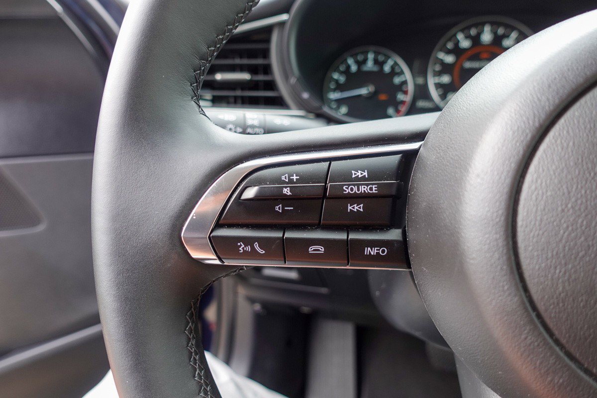 Certified 2025 MAZDA CX-30 AWD 2.5 S w/ Premium Package image 15