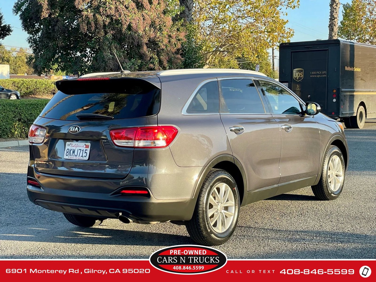 Used 2016 Kia Sorento LX image 4