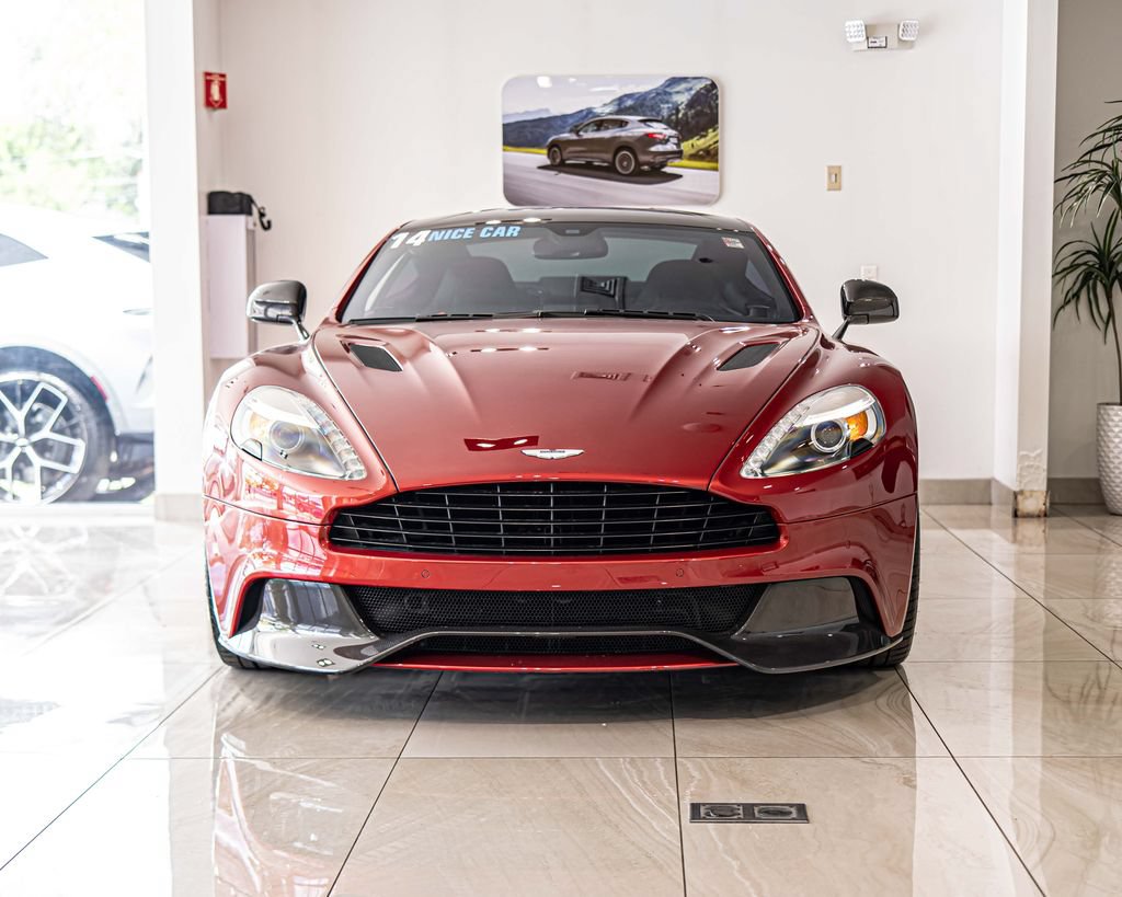 Used 2014 Aston Martin Vanquish Coupe RWD image 2