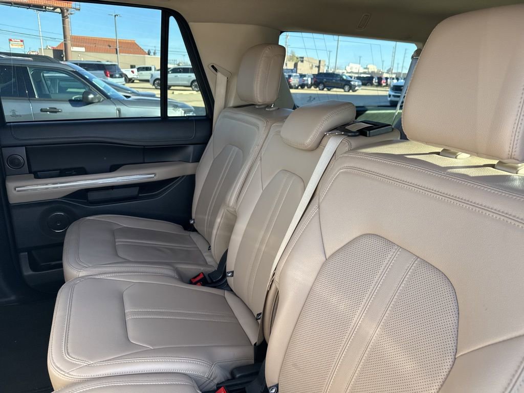 Used 2024 Ford Expedition Max Limited image 9