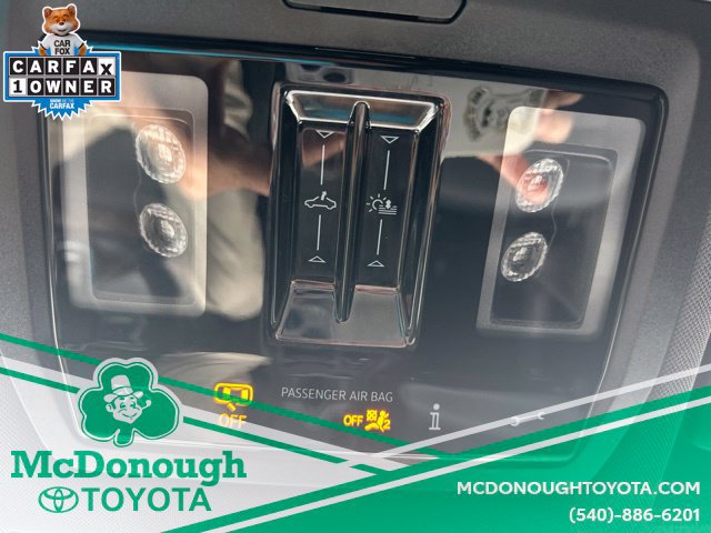 Used 2025 Volkswagen Tiguan SE R-Line AWD/4WD image 22