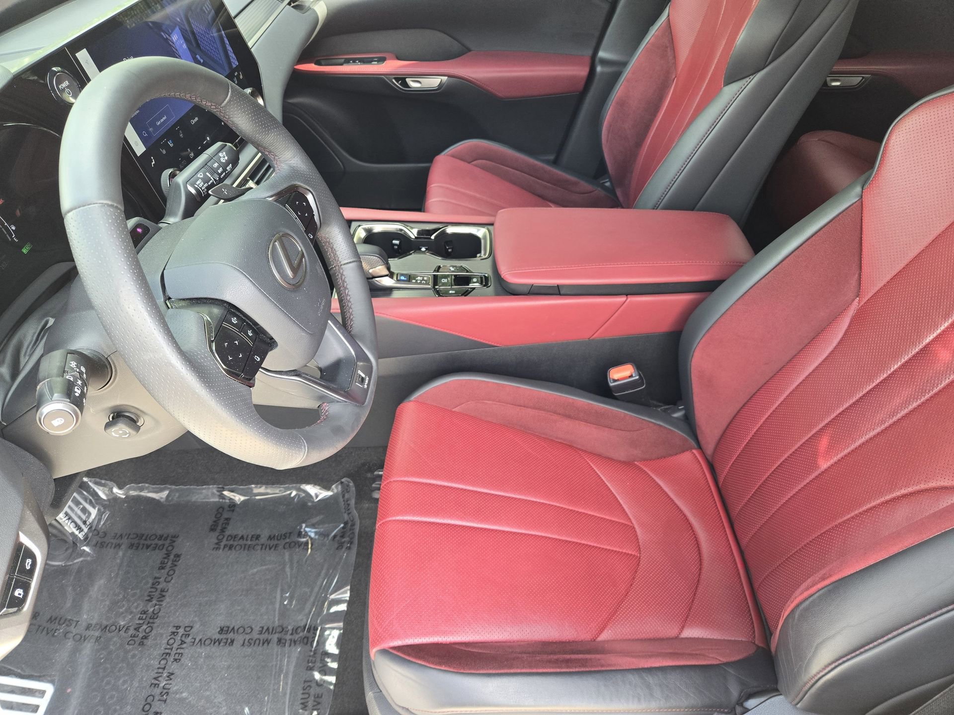 Used 2023 Lexus RX 500h F Sport w/ Accessory Package (Z1) image 3