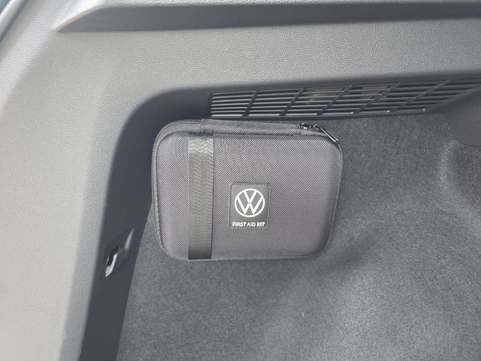 Used 2022 Volkswagen Taos SEL image 25