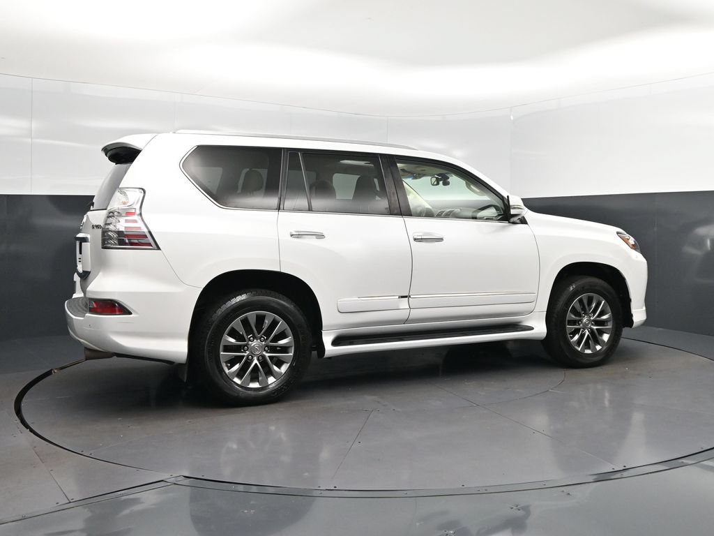 Used 2019 Lexus GX 460 Luxury AWD/4WD image 8