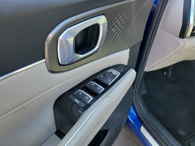 Used 2022 Kia Sorento SX image 12