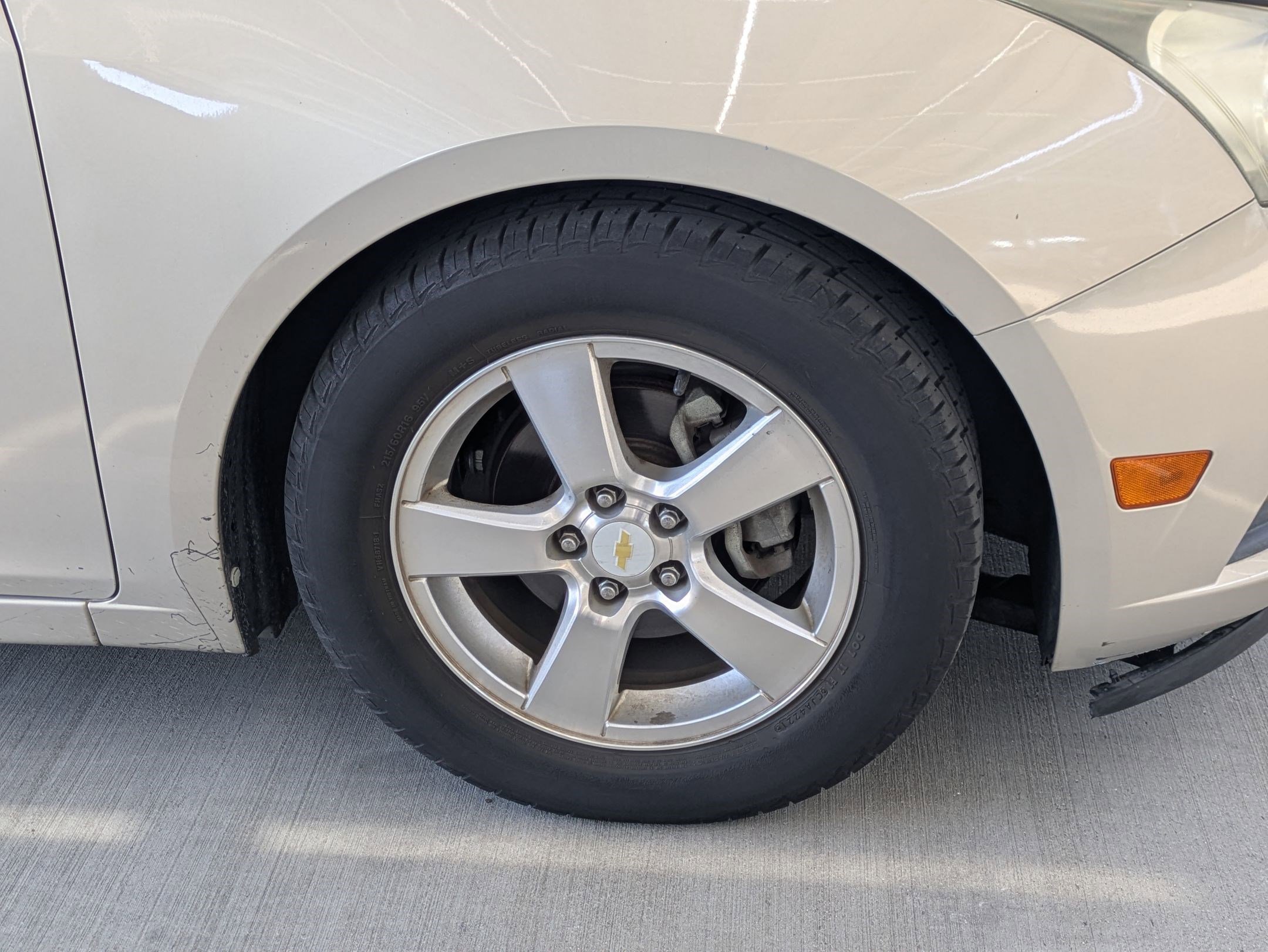 Used 2011 Chevrolet Cruze LT image 4