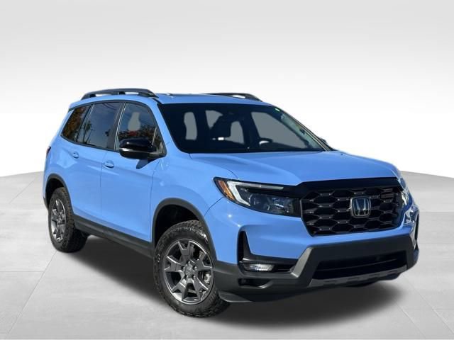 Used 2024 Honda Passport TrailSport image 1