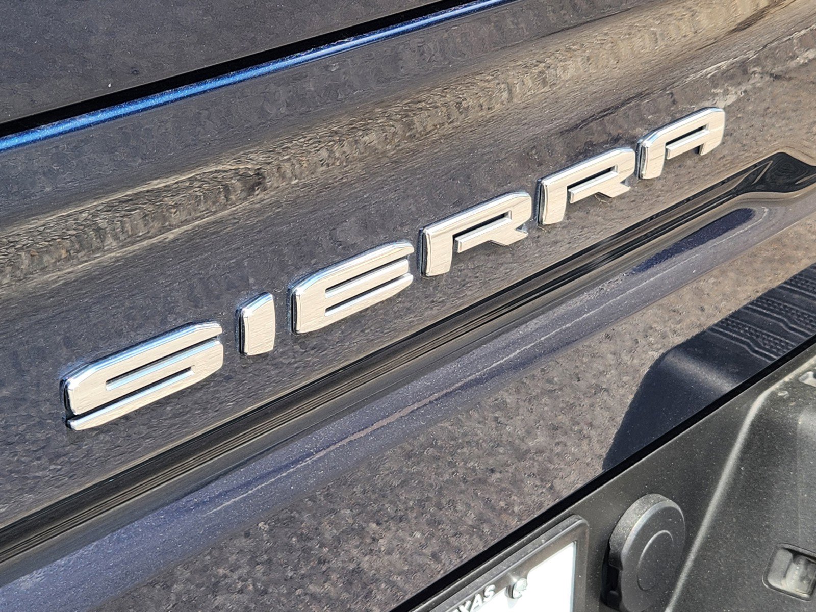 Used 2022 GMC Sierra 1500 SLT w/ SLT Convenience Package AWD/4WD image 29