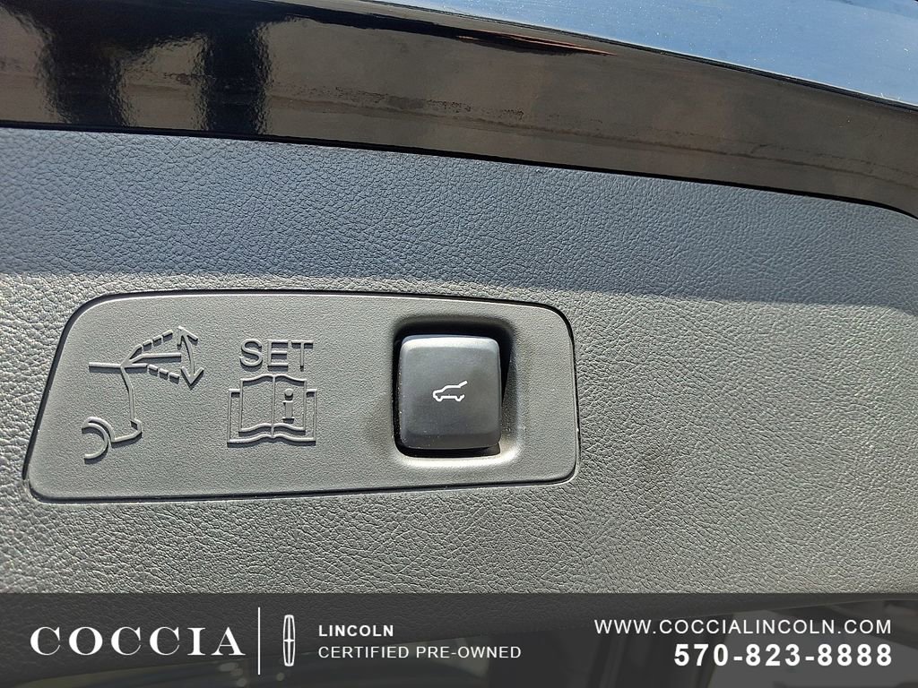 Certified 2023 Lincoln Corsair AWD image 31