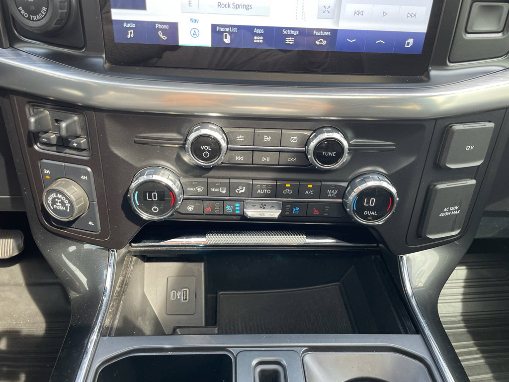 Used 2021 Ford F150 Lariat w/ Equipment Group 502A High image 26