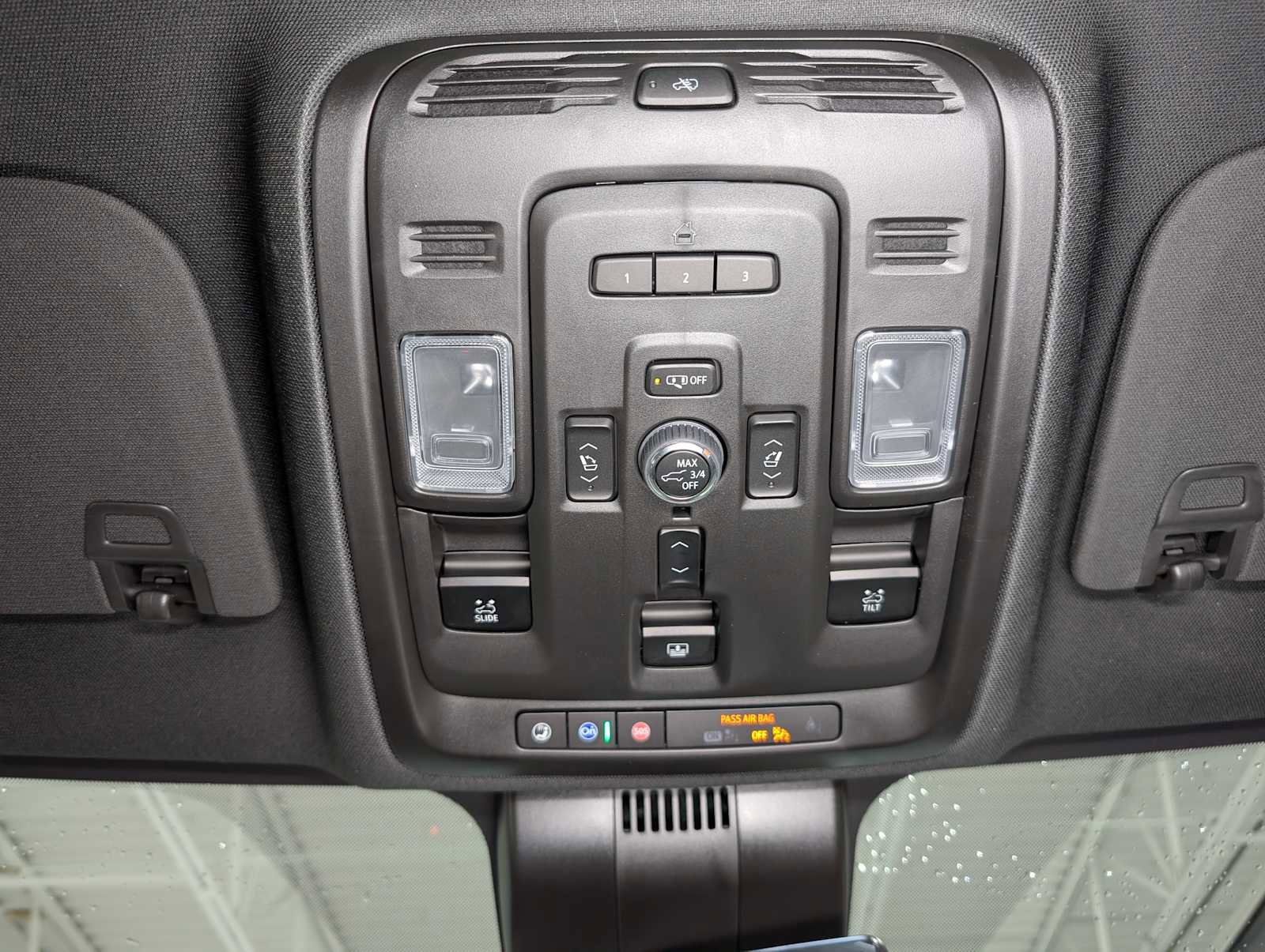 Used 2024 GMC Yukon Denali w/ Advanced Technology Package image 39