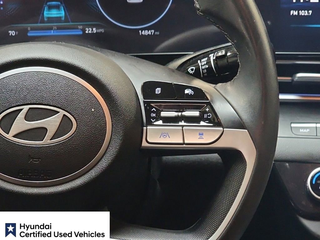 Used 2025 Hyundai Elantra SEL FWD image 22