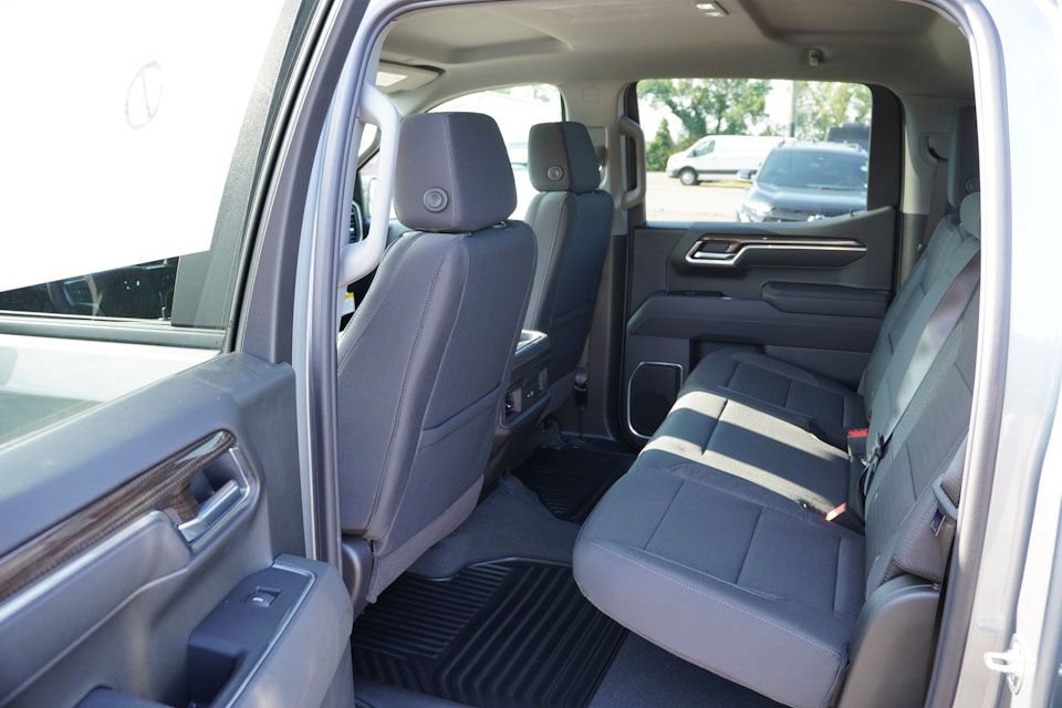 New 2026 Chevrolet Silverado 1500 RST w/ Convenience Package II image 11