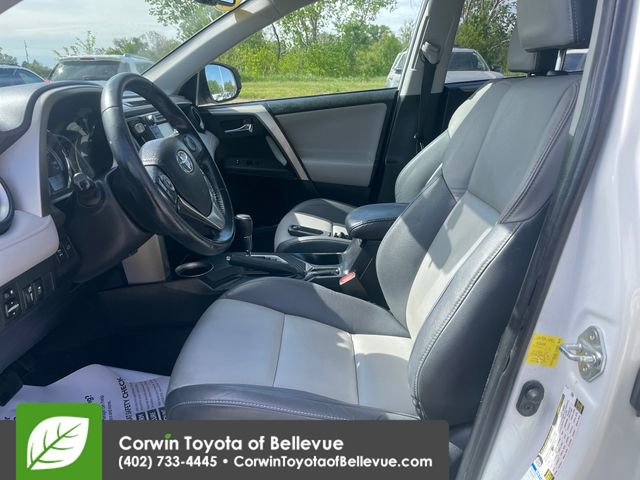 Used 2015 Toyota RAV4 Limited AWD/4WD image 17