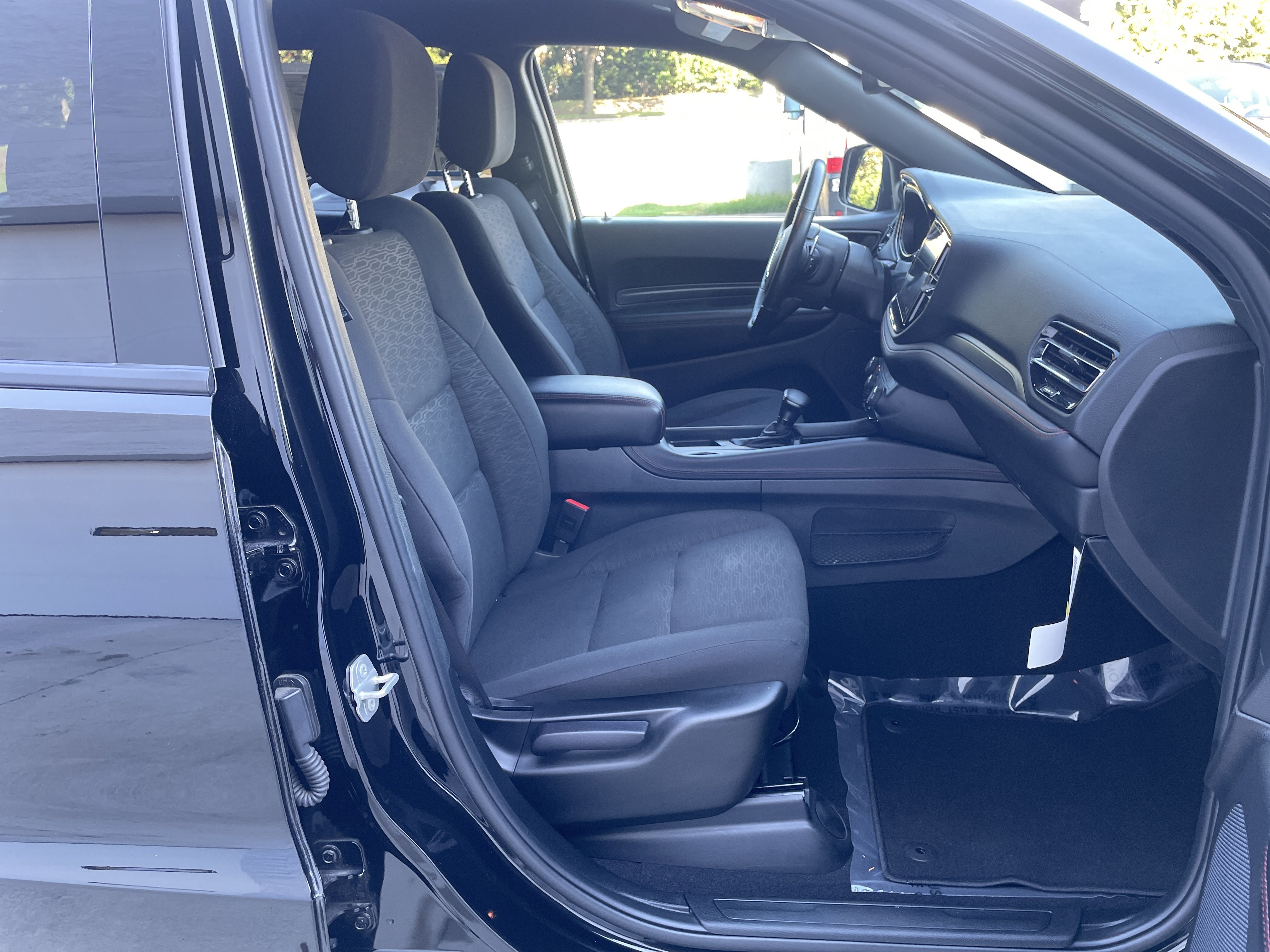Used 2025 Dodge Durango GT RWD image 31