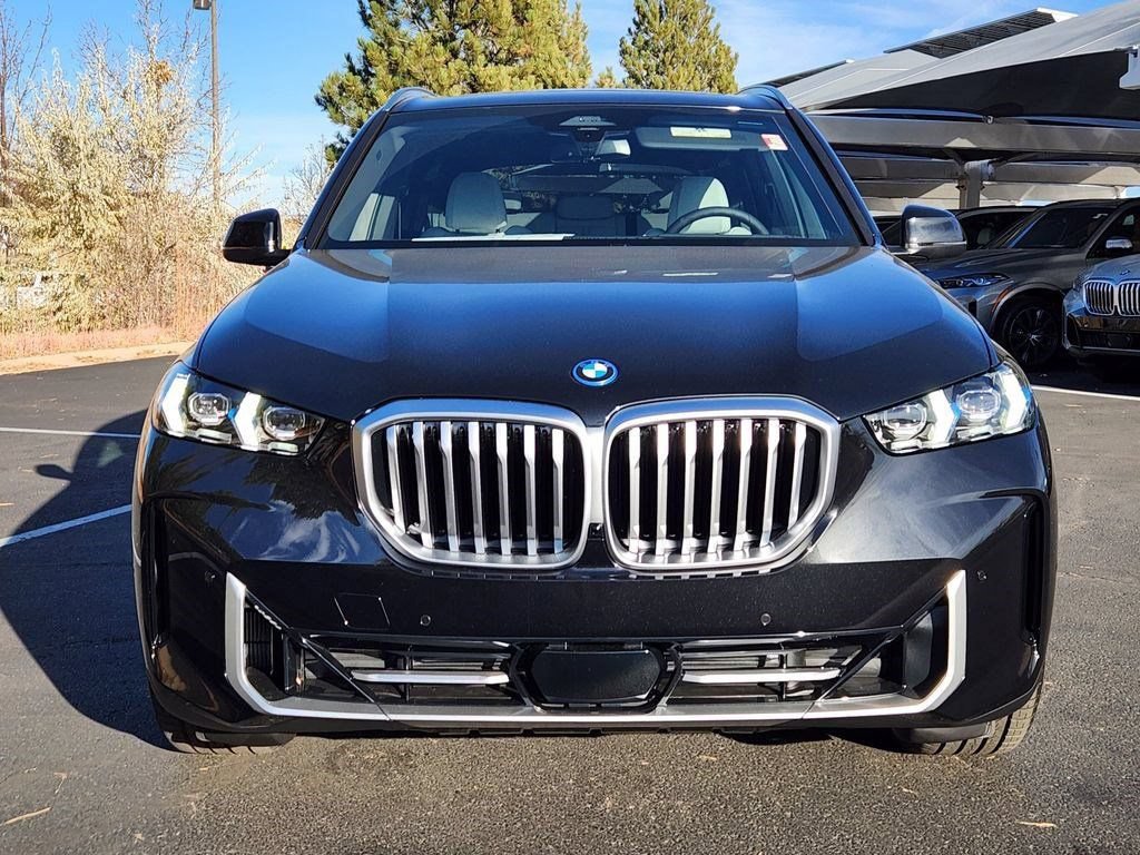 Used 2026 BMW X5 xDrive50e AWD/4WD image 6