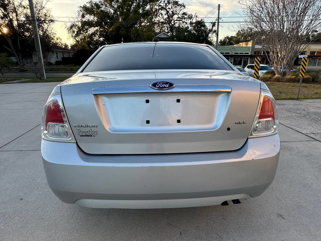 Used 2009 Ford Fusion SEL FWD image 6