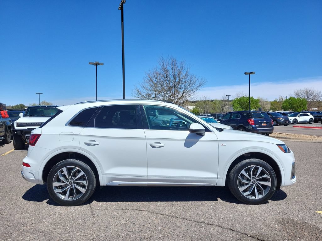 Used 2023 Audi Q5 2.0T Premium Plus AWD/4WD image 2