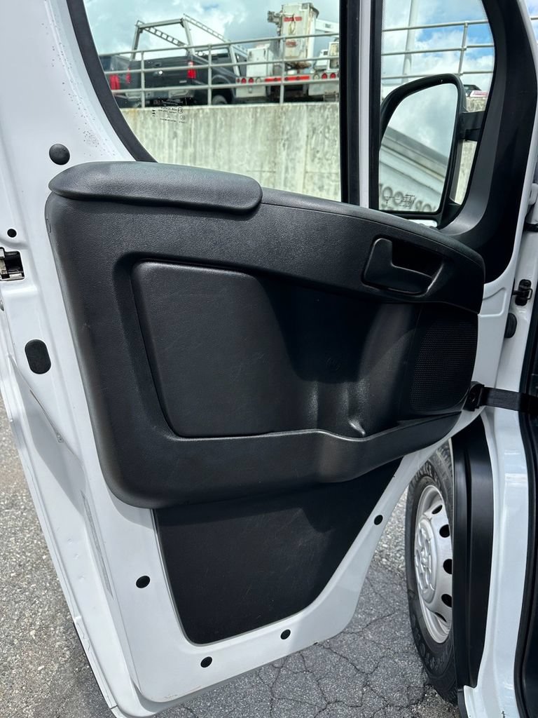 Used 2023 RAM ProMaster 2500 FWD image 8